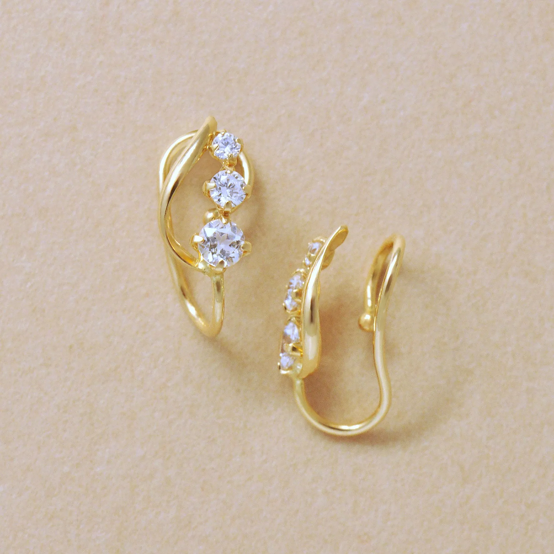 [Airy Clip-On Earrings] 10K Drop Earrings (Yellow Gold)