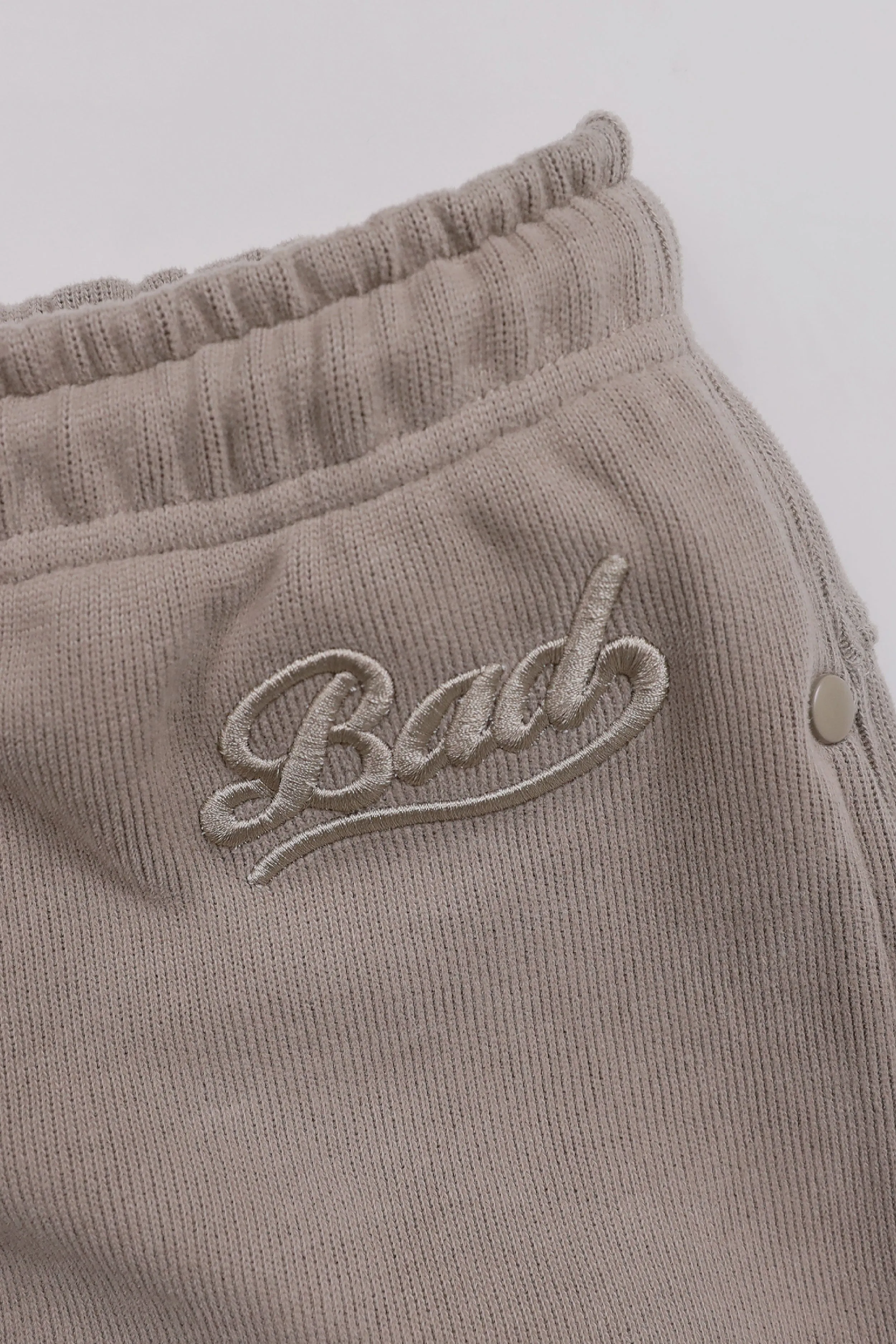 Badblood Beyond Soft Jogger Tobacco