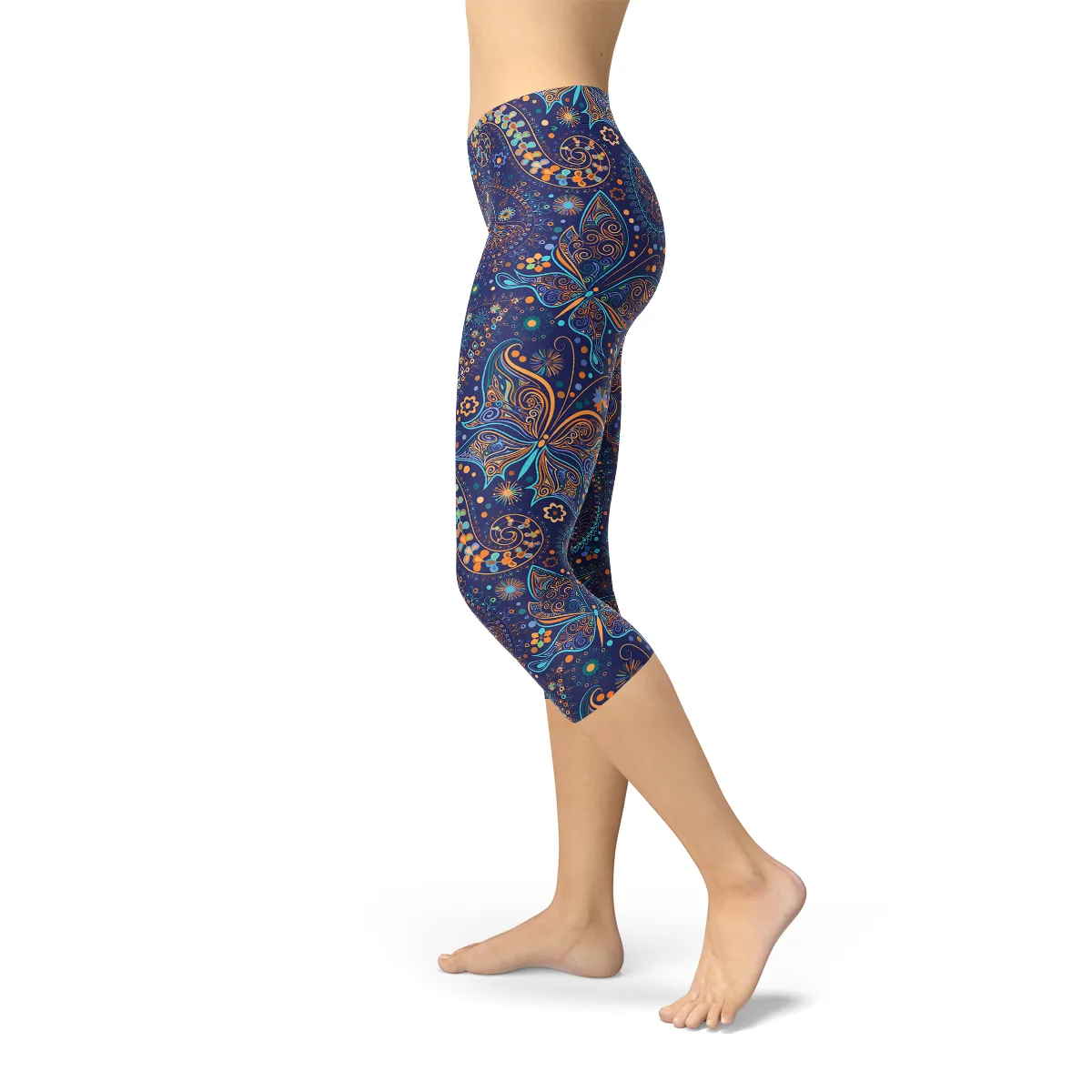 Butterfly Paisley Print Women's Active Capri Leggings for Ultimate Comfort