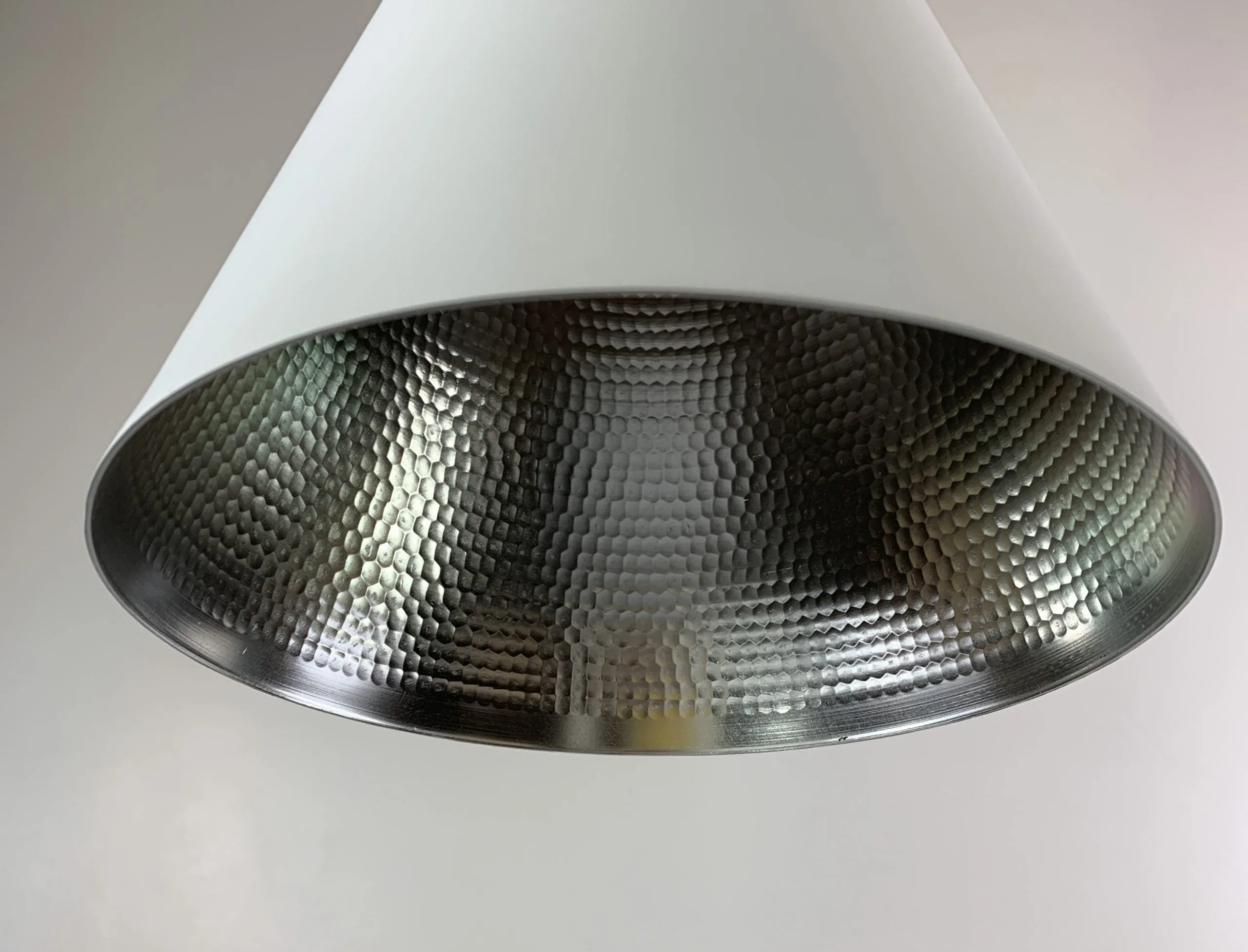 Dainolite Pentant Light, White, Pounded Silver, New!