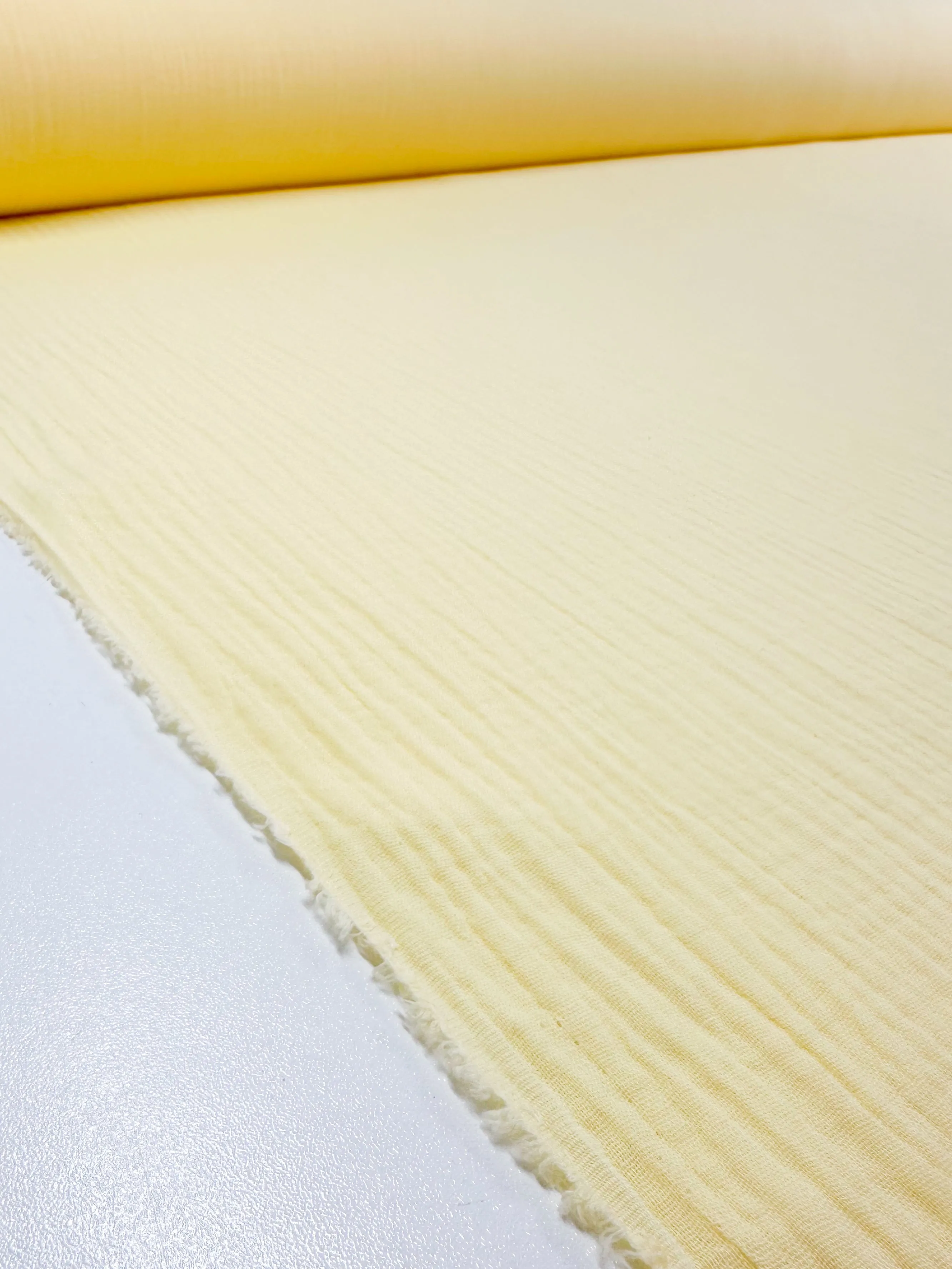 Muslin - Pastel Yellow - 135cm
