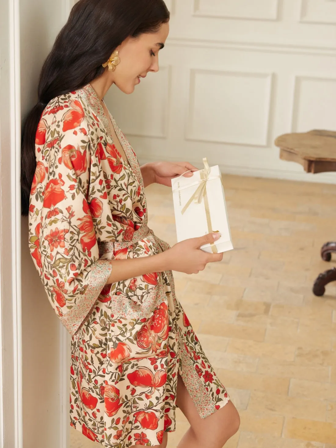Pomegranate Garden Short  Robe with Pockets