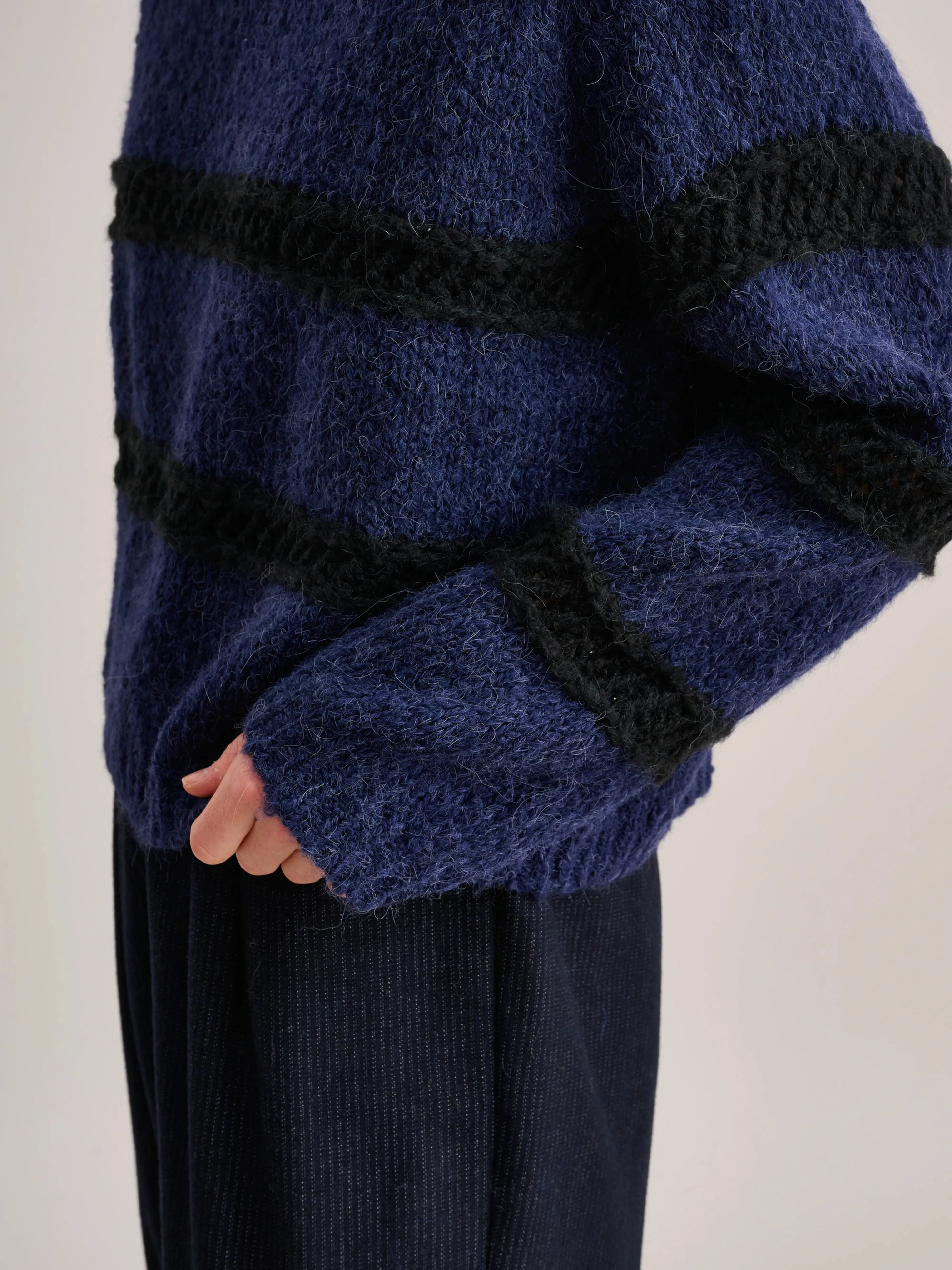 Roft  Sweater (232 / W / AMERICA)
